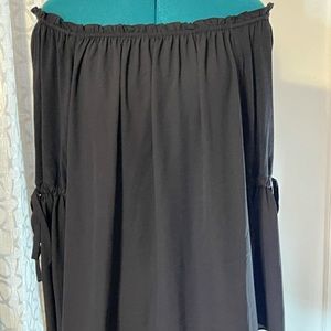 LYSSE black off shoulder Top